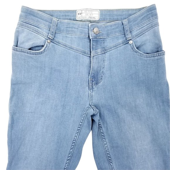 Free People Jeans Light Wash Skinny Distressed Stretch Blue Denim Women Size 27 - Picture 8 of 9